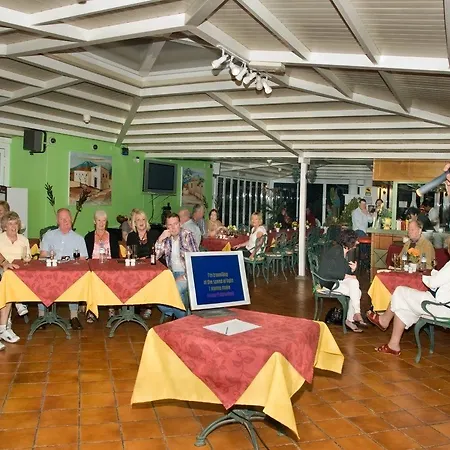 Montana Club מלון פוארטו דל כרמן